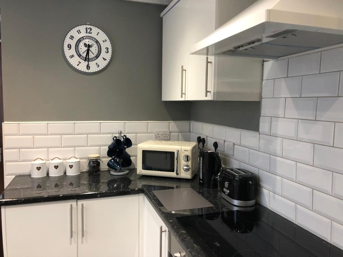 3. Stylish Private Double Room Near Manchester City Centre Bagian luar foto