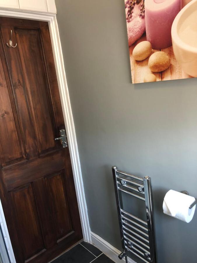 3. Stylish Private Double Room Near Manchester City Centre Bagian luar foto