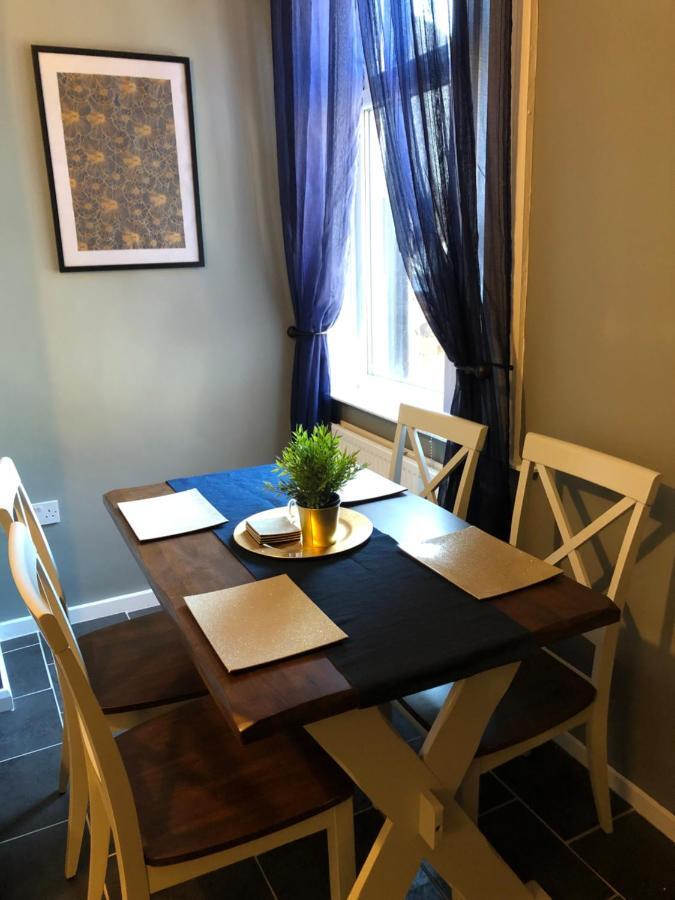 3. Stylish Private Double Room Near Manchester City Centre Bagian luar foto